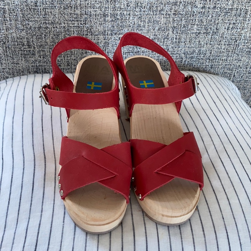 Mia Swedish sandal